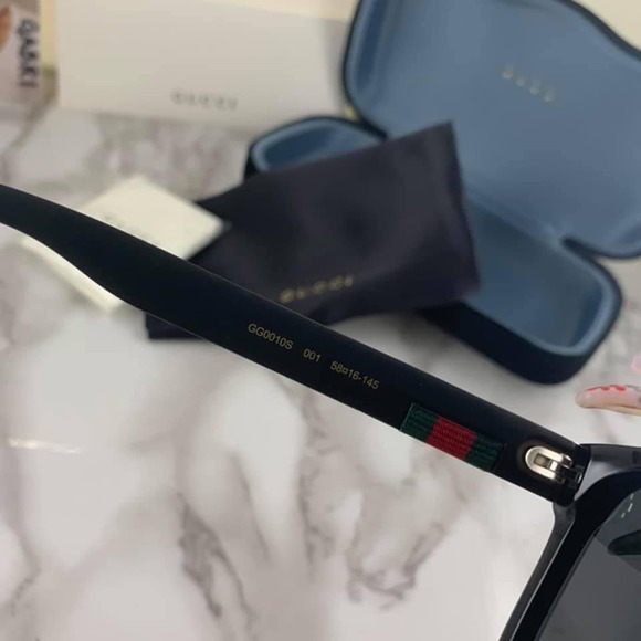 NEW Gucci GG0010S Black Unisex Sunglasses main image 4